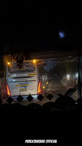 Sumber Selamat W 7087 UP ft Sugeng Rahayu W 7482 UP #busjawatimuran #sugengrahayu #sumberselamat #sumbergroup #busjatim @Publicbarbar2 @DamennRace ⚡😎✨ 