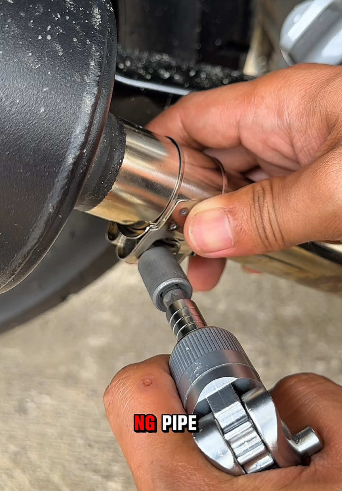 Gand talaga nitong stainless steel hose or pipe clamp para sa elbow ng pipe ng ating motor #clamp #hoseclamp #stainlesssteel #motorcycleparts #motorcycleaccessories 