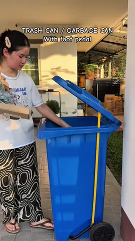 Napaka tibay at ang laki laki na nya, marami ka ng malagay! #bigtrashcan #bigtrashbin #trashcanwithpedal #trashbinwithpedal 