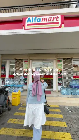 Lagi mens tapi tetep nyaman dan adem. Kok bisa?! Iya soalnya aku pake Softex Beary Cool @Softex Indonesia yang kasih sensasi relaxing cool hingga 5 jam. Dan ada natural lavender yang cegah bau dan pengap.  Langsung aja bearangkat ke Alfamart @Alfamart beli Softex Beary Cool dan dapetin diskon tambahan 50% dengan kode voucher C8AA7747C14A Kalo mager bisa beli di @alfagift official juga loh #SoftexBearyCool #RelaxingCool5Jam #NaturalLavender #BearburuBearyCool #RelaxingCoolBersamaBeary