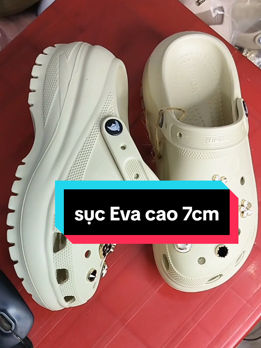 sục Crocs siêu xinh #depxinh #giaydep #depxinhmoingay #LIVEhighlights #phamhang 