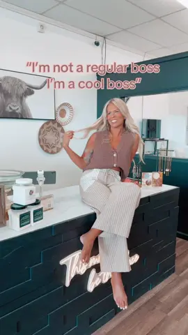 She loves me I promise 😘 #relatable #boutique #westernboutique #boutiquefashion 