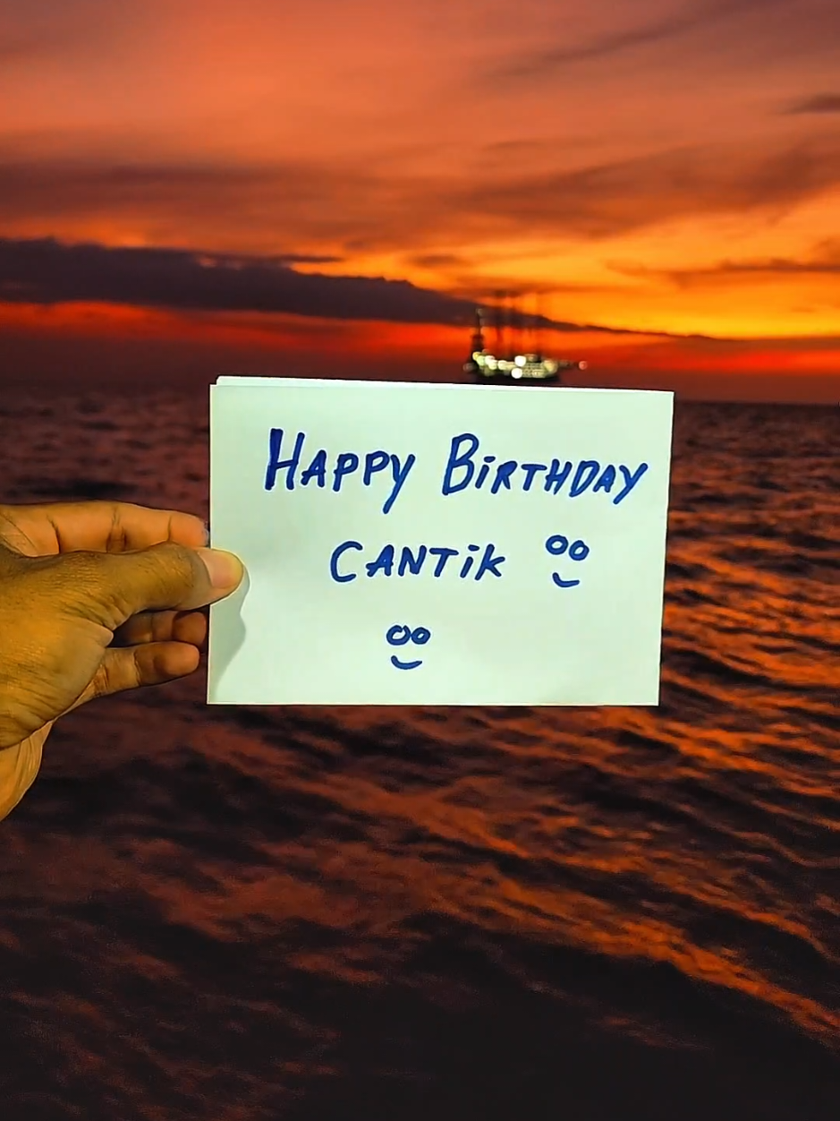 Tag pasangan kalian yang ultah, save buat status kalian 😊😍 #fyp #fypシ゚viral #happybirthday #sunset #cupcut 