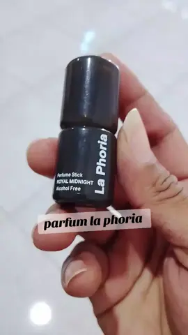 parfum non alkohol la phoria parfum stick padat #parfum #parfumlaphoria #parfumnonalkohol 