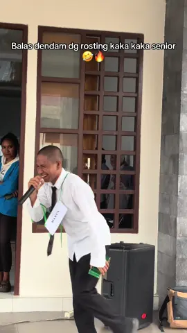 Pung suka suka 🤣🔥 #pkkmbstikesmalukuhusada2025 #stikesmalukuhusada @STIKes MALUKU HUSADA 