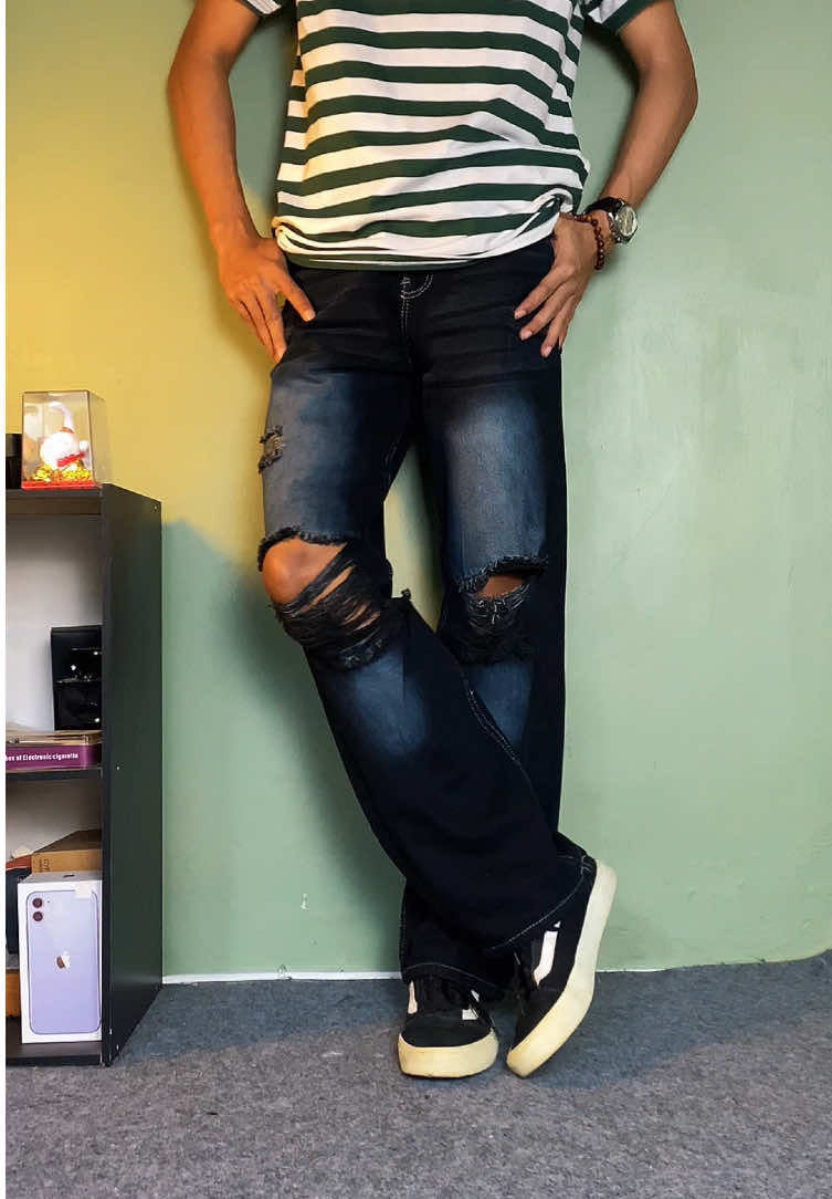 Celana Baggy Jeans Lutut sobek Ripped 👍🏽 #celanabaggy #baggypants #baggyjeans #celanasobek #rippedjeans 