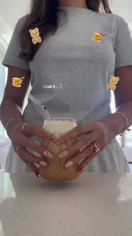 promise next video would be the cookie dough syrup recipe 🥹🤞🏻 #icedcoffeerecipe #coffeesyrup #frenchtoastlatte #icedcoffeeathome #fallnails 