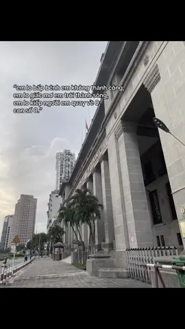 tương lai còn dài, nên em phải cố thật nhiều. Để ba mẹ không phải khổ.#xuhuong #fypシ゚viral #caption #tuonglai 