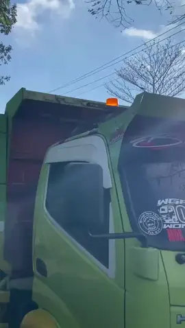 🔥🔥🔥 @ANDRINMBELINK182 #fyp #tambangpasirmerapi #tambangmerapi #opet #jogja24jam #sopirtruk #sopirtruckindonesia🇮🇩