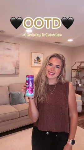 Outfit of the day for another day in the salon!🤎🖤Happy Wednesday everyone! #OOTD #hairstylistsoftiktok #foryoupage #fyp #trending 