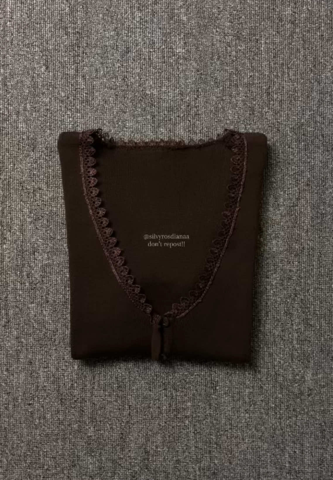 suka bangett! apalagi warna espressonya cakep parah #cardigan #cardiganrajut #cardigancrop #racunsilvy #silvyrosdianaa 