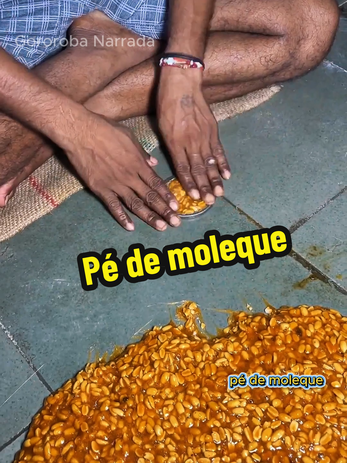 Pé de moleque  #comidaderuaindiana #foodtruck #GororobaNarrada #indianfood #streetfood 