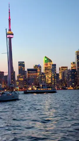 #downtowntoronto🇨🇦 #canada_life🇨🇦 #travelcanada #toronto #foryou 