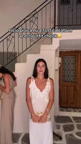 noroc cu geanta, ca mi acopar tzatziki baby’ul🤣