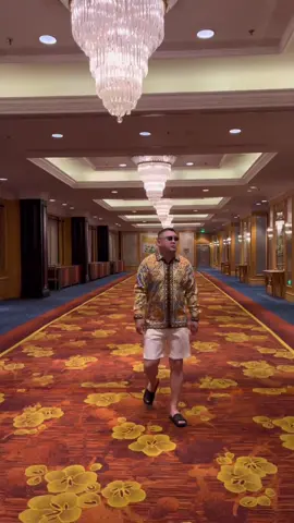 Mỗi ngày một phong cách#tienoderquangchau #phongcachthoitrang #xuhuongthoitrang #phongcachtrunghoa #chuyênhàngquảngchâu 