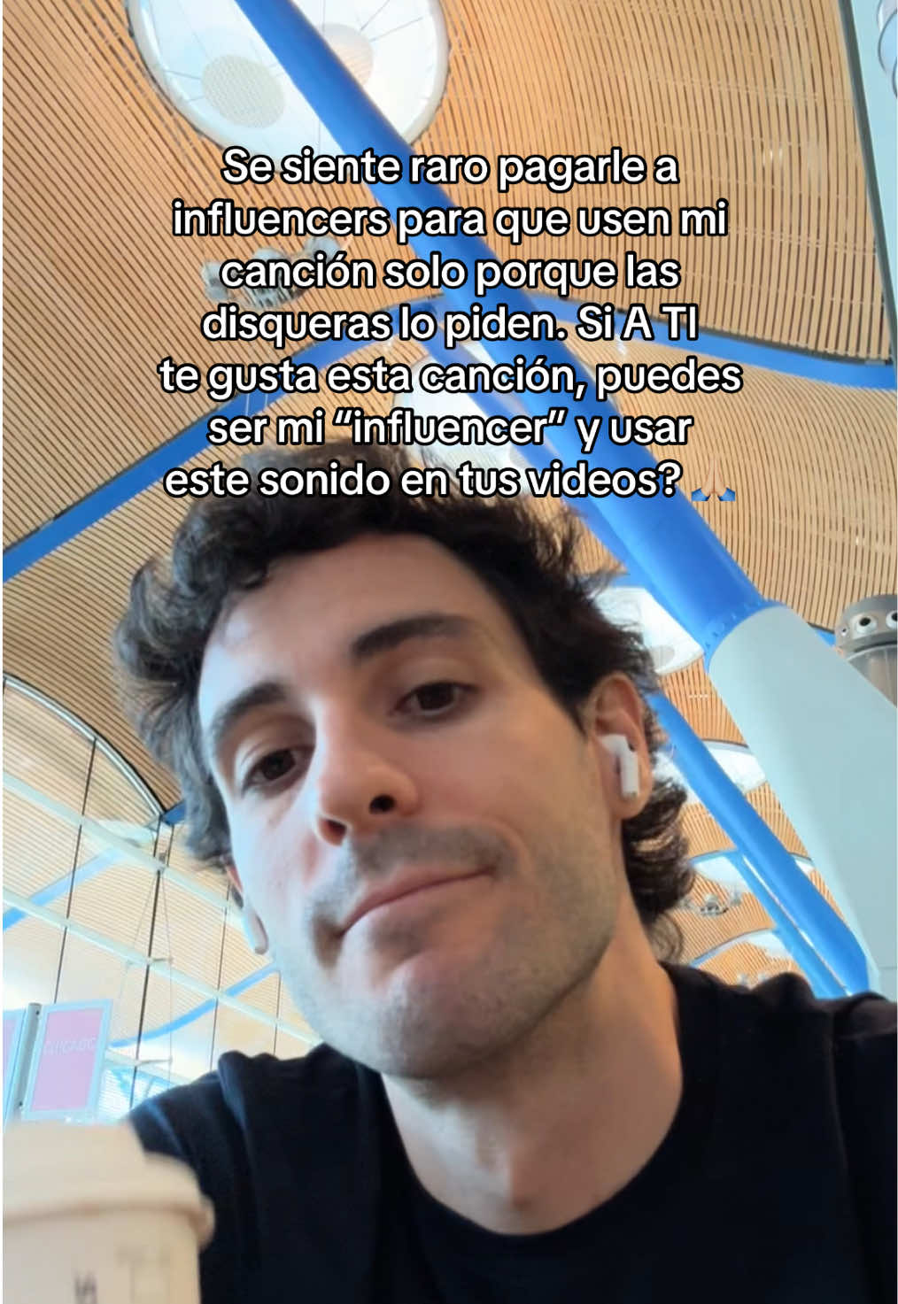 Activa tu modo influencer y ayuda a este artista independiente a cumplir su sueño de vivir de la música 🫶🏼 Hago un llamado a quienes hacen vlogs de viajes o UGC. Me ayudan a compartir mi música? #nuevamusica #ugccreator #viajes 