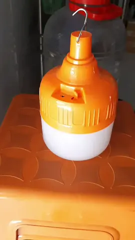 BÓNG ĐÈN TÍCH ĐIỆN CAM 100W,150W,200W KÈM DÂY SẠC #xuhuong  #bongden  #bongdentichdien  #bongdenledsieusang 
