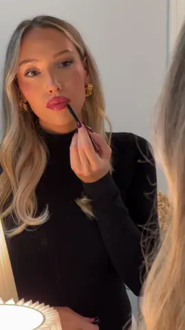The lip combo I’ll be wearing all Fall 🤎 #fallmakeup #berrylips #pinterestmakeup 