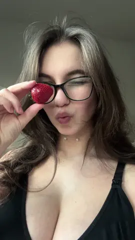 If you are pregnant or a mom, save this idea for later 🥹🍓