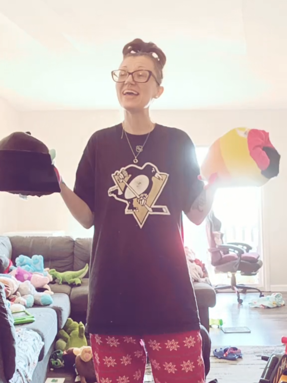 @Ms Rachel is a vibe. 💗✨️ #msrachel #toddlerlife #toddlermomlife #phonicssong #fyp