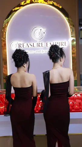 Treasure Empire games & jewelry 💎 @Treasure Empire Gems& Jewelry  #ပလုပ်တုပ်ရေခဲသုပ်ဆိုင်ကအချောလေးများ #ရောက်ချင်တဲ့နေရာရောက်👌 #ပလုပ်တုပ်ရေခဲသုပ် #မြင်ပါများပီးချစ်ကျွမ်းဝင်အောင်လို့🤒 #fyp 