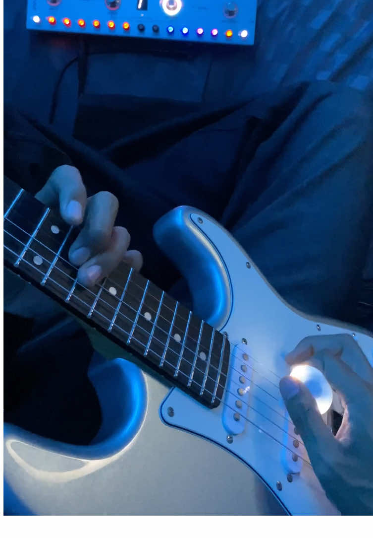 Lowkey - Niki #niki #lowkey #guitartok 