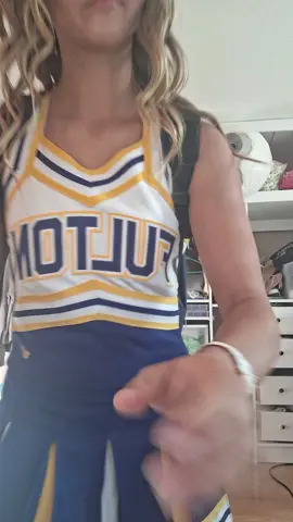 FIRST DAY OF 8TH GRADE #fypシ #cheerleading #cheer #viralvideo #fitchecks 