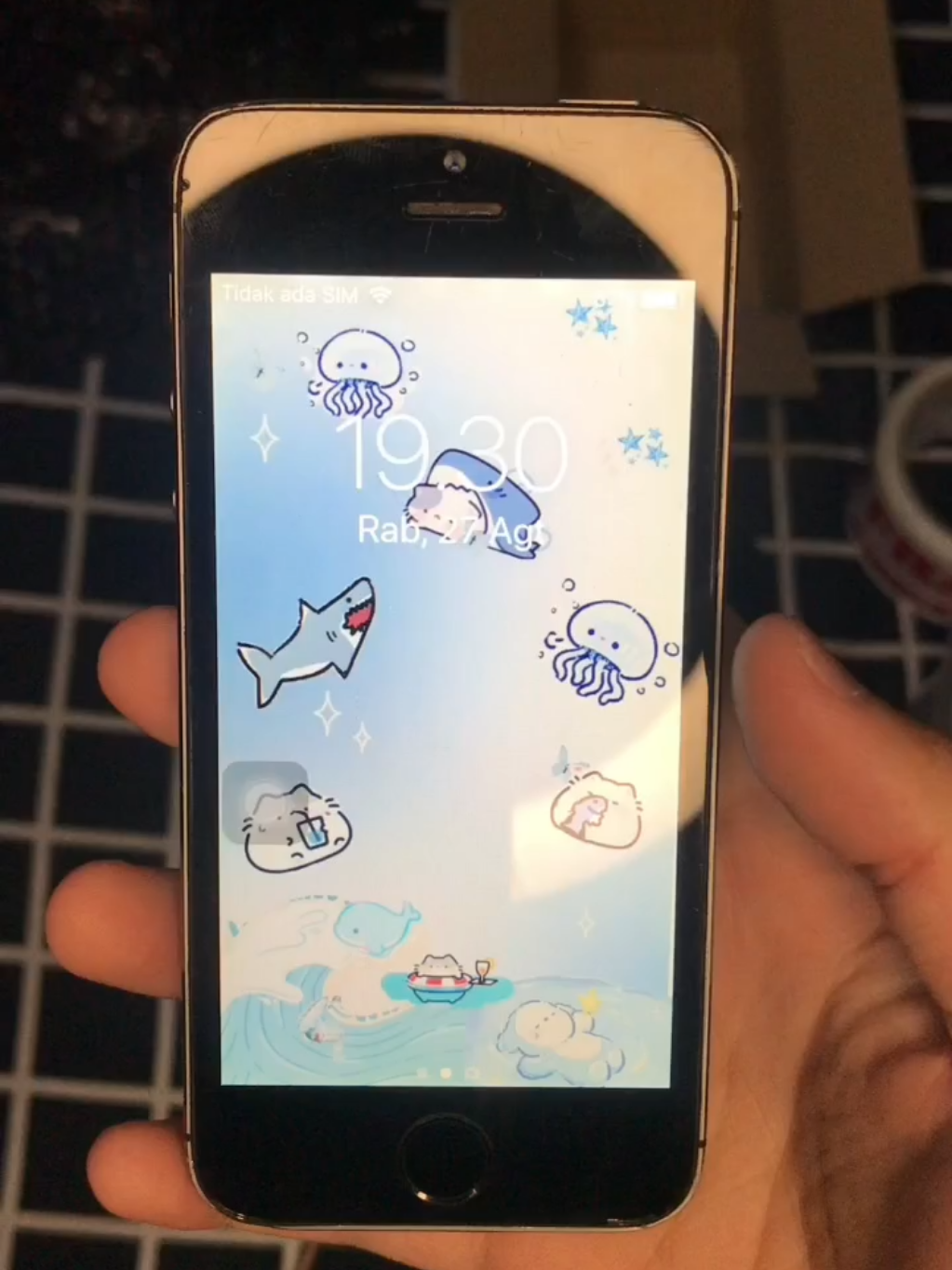 Packing iPhone 5s, goesss too Batam✈️✨ #jualiphone #fypage #iphone5 #tiktokviral #iphone5s #jualiphone #fyppppppppppppppppppppppp 