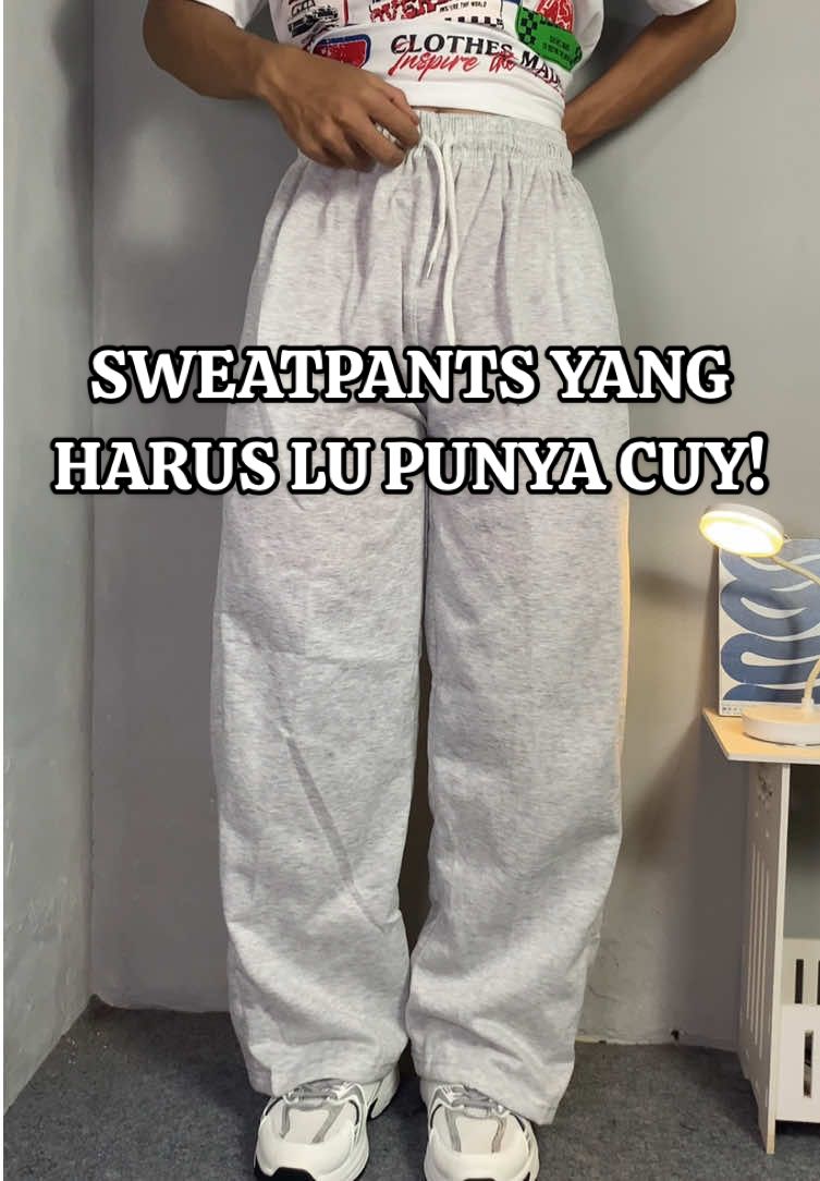 Sweatpantsnya ganteng cuyy!! #sweatpants #sweatpantsoutfit #outfitideas #outfitinspo #fashion 