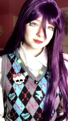 Bro why does it feel like everyone went to ANYC the year I don’t go 😭😭 #yuri #yuriddlc #yuricosplay #ddlc #ddlccosplay 