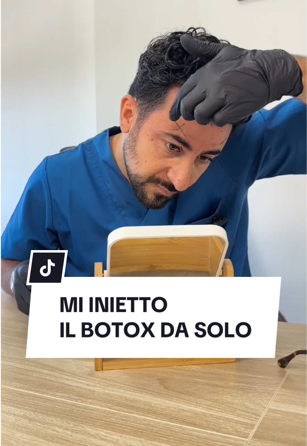 Se non hai mai visto un dottore farsi il Botox su se stesso, questo è quello che stavi aspettando 👀 #botox #medicinaestetica #trattamento #viso #dottore  