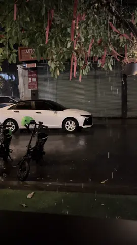 Anh em chạy dv dạo này đuối lắm rồi đúng hôn 😧😧 #xuhuong #grabcar #hyundaiaccent #verna2023 #trollxe 