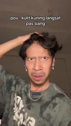deritanya kulit kuning langsat 🤣