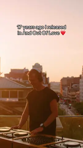 When was the first time you heard it? 👇 So crazy to see this track getting so much love still to this day ❤️ #inandoutoflove #arminvanbuuren #trance #electronicmusic #classic 