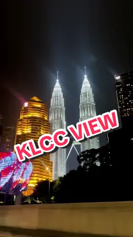 Night Drive with Beautiful KLCC View  Most Beautiful Scene  #travelwithabeel #klccview #nightdrivekl #abeelmadni #yanoorcarrental 