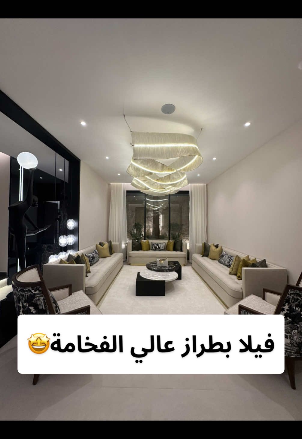 فيلا مودرن بتصميم عالي الفخامة 🤩 دبل هايت 375 م - العارض (دانة الياسمين)  شوارع - شرقية وبالقرب من الخدمات الحيوية  مميزات الفيلا : أرضيات رخام .مؤثثة ببراندات عالمية . حدائق جميلة . صالة دبل هايت . مصعد راكب وتكييف مخفي . تصاميم عالية الفخامة مختلفة بالسوق. واجهة عصرية مختلفة بالسوق . مسبح .  السوم: 8.500.000 الزيارة: بتحديد موعد مسبق نأمل التواصل لجدية الشراء : 059 399 6665 📱 0533 99 6665 📱 ( 🚨يوجد سعي 2.5% لبروفت العقارية )                                                         #فلل #قصر #قصور #العارض #الرياض                                                  