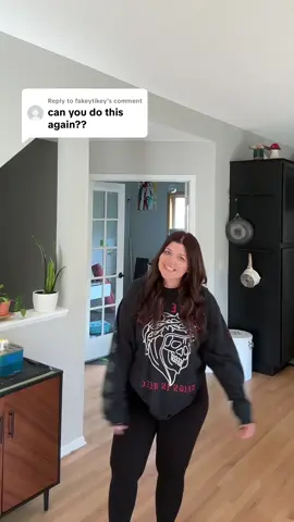 Replying to @fakeytikey fine 😎