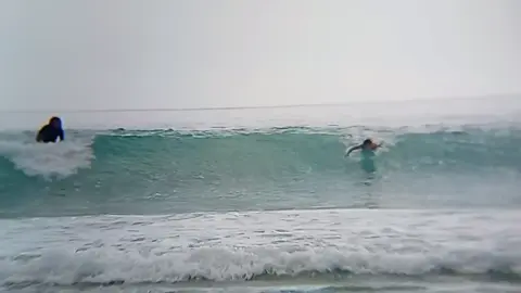 good waves,good barrels.. #waves. lancis live