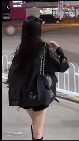 #xuhuongtiktok #hottrend #vairal #quanao ❤️❤️❤️