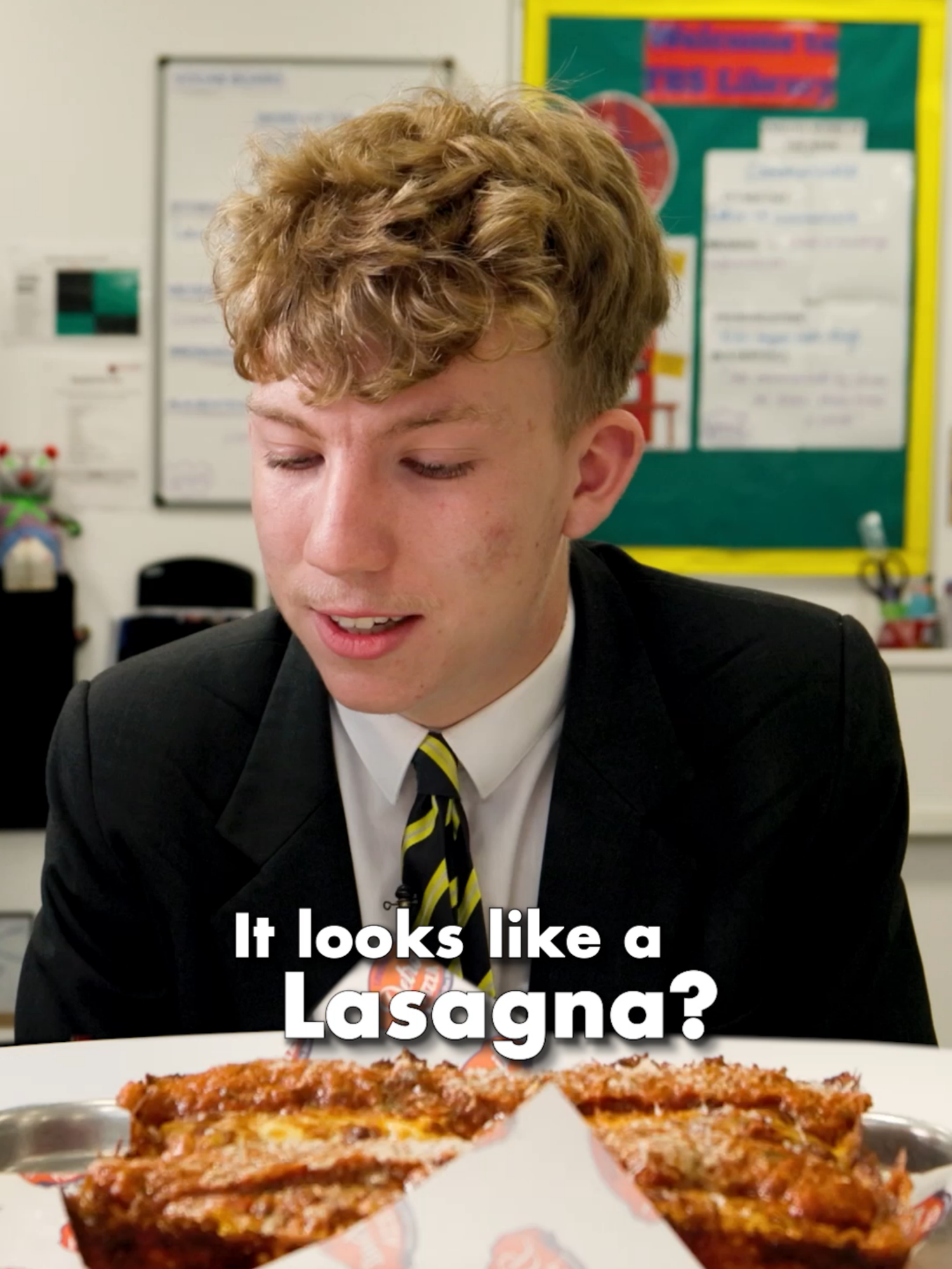 British Highschoolers try Detroit Style Pizza for the first time!