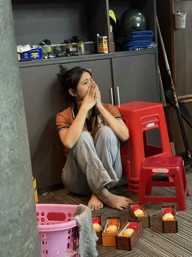 💁🏻‍♀️💵💸