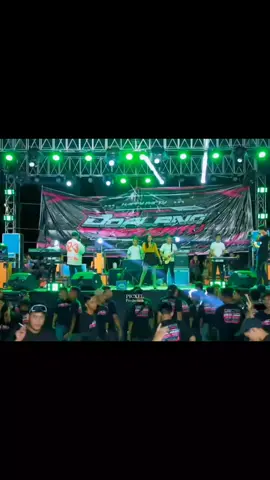 Ono AE gebrakan e  @kurniarpi #lalunamusic#ojinktogether #fyppppppppppppppppppp 