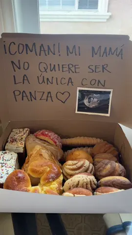 How to tell your Mexican family you’re pregnant 🤰🏻 #pregnant #mommy #mexican #family #parati 