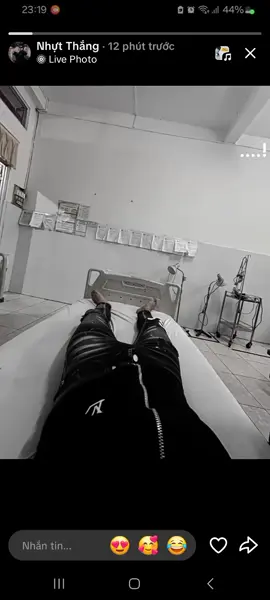 anh lại nằm viện nữa rồi mn ạ#nhutthang #xuhuongtiktok #xhuong #nhutthangnamvien@Nhựt Thắng 