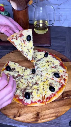 بيتزا معمرة بالبنة . . #بيتزا #بيتزا_منزلية #بيتزا #pizza #pizzalover 