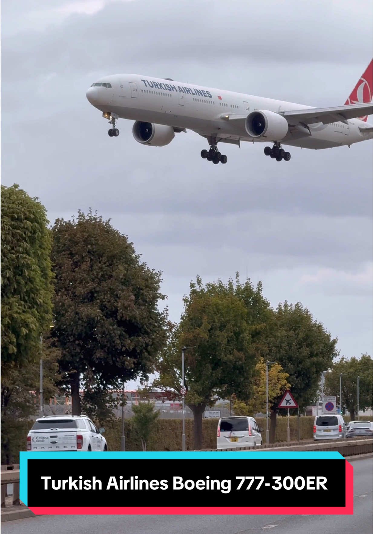 Turkish Airlines Boeing 777-300ER ✈️🔥 #Boeing #Aviation #Airplane #PlaneSpotting #Fyp