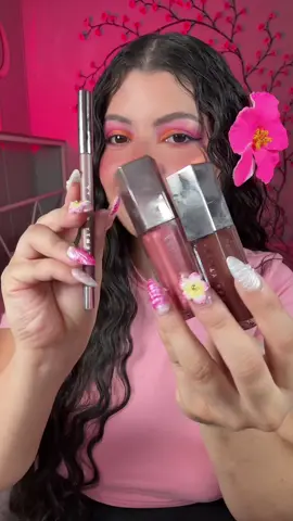 @Fenty Beauty #fentybeautylipgloss #lipcombo #fentybeautymakeup #TikTokShopCreatorPicks #RushReady2025 