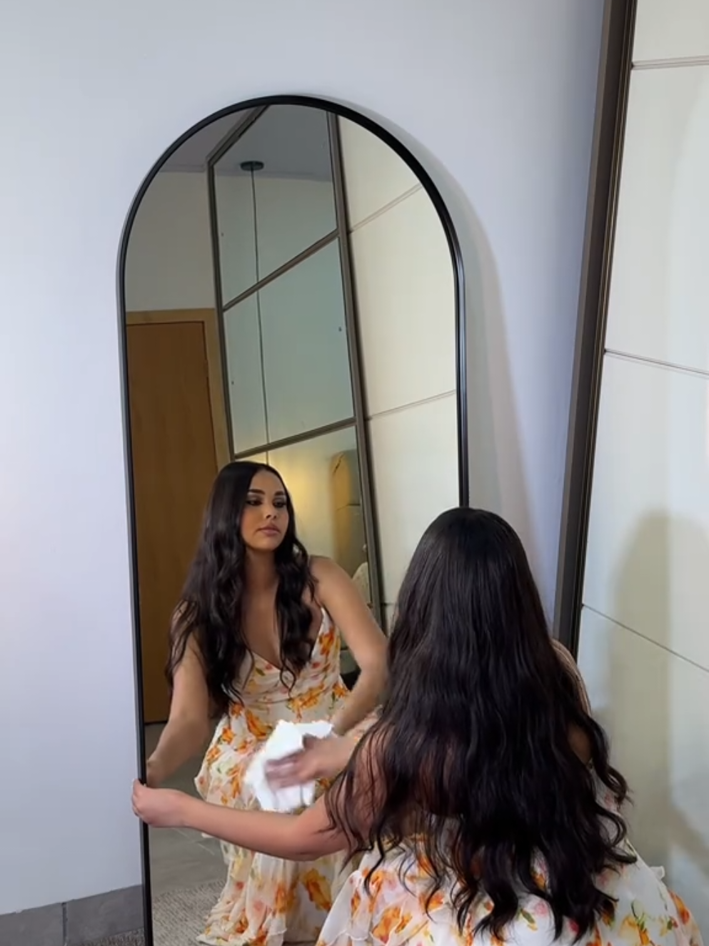 Compre o espelho mais lindo do tiktok aqui.#donadecasa #tiktokshop #melhor #mulher #espelho 