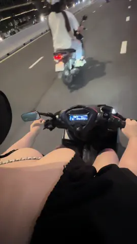 phố buồn vì hong có anh @Tí Cô Nương #xuhuong #xh #fyp 