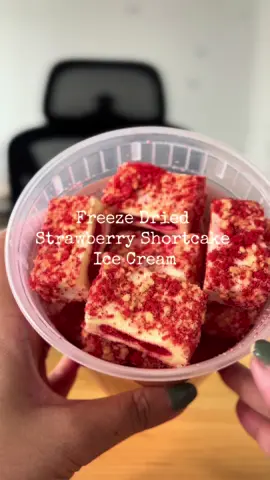 The best sweet snacks is here! #freezedriedicecream #icecream #tiktokshoplabordaysale #sweet #snacks 